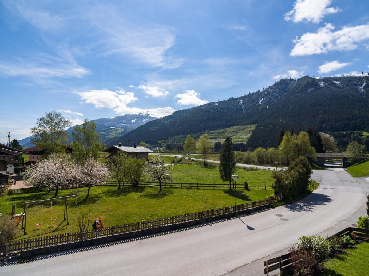 Modern Apartment Near Ski Area In M Hlbach Dorf  Kültér fotó